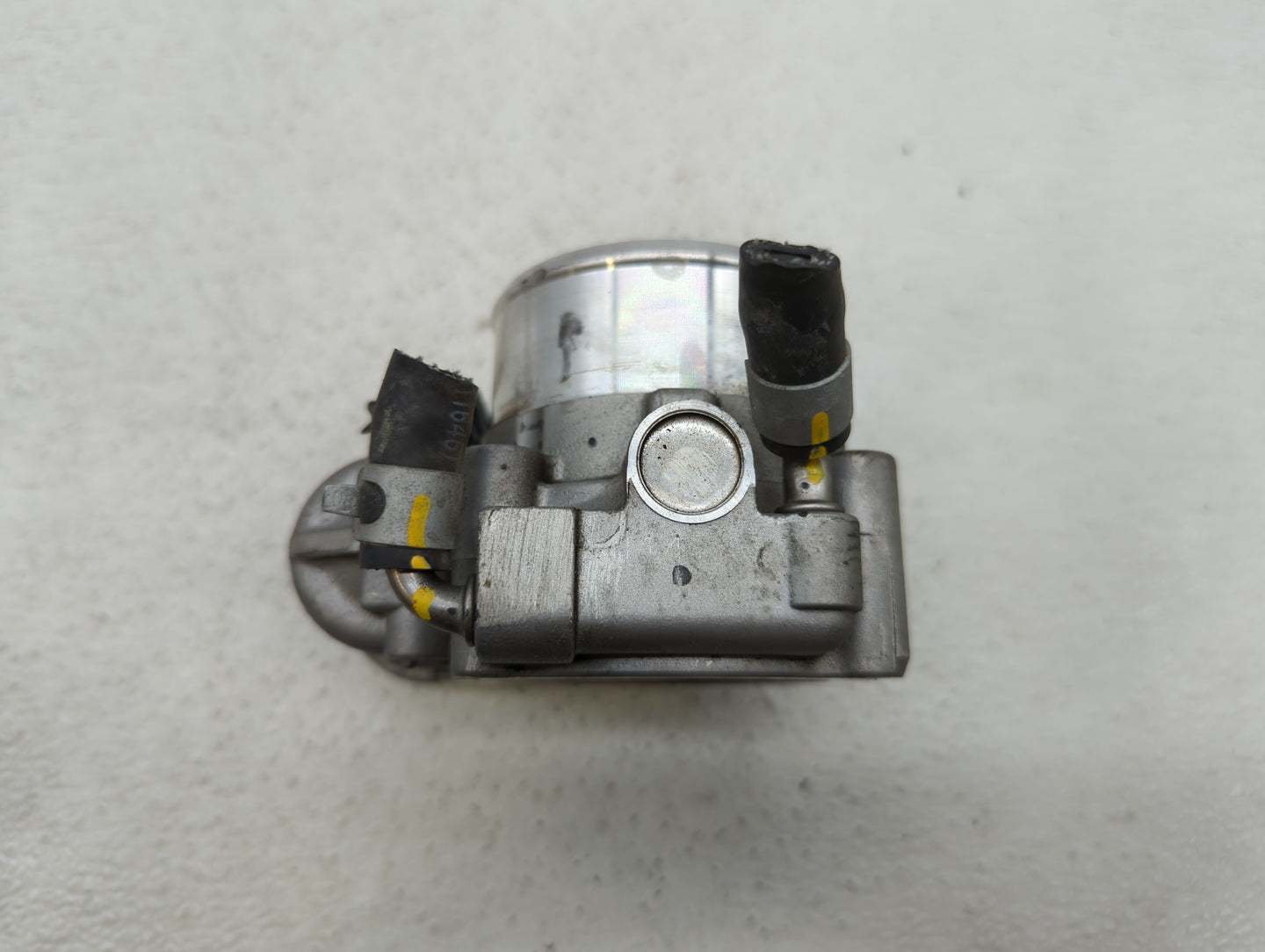 2015-2019 Hyundai Sonata Throttle Body P/N:35100-2G600 Fits Fits 2015 2016 2017 2018 2019 OEM Used Auto Parts - Oemusedautop