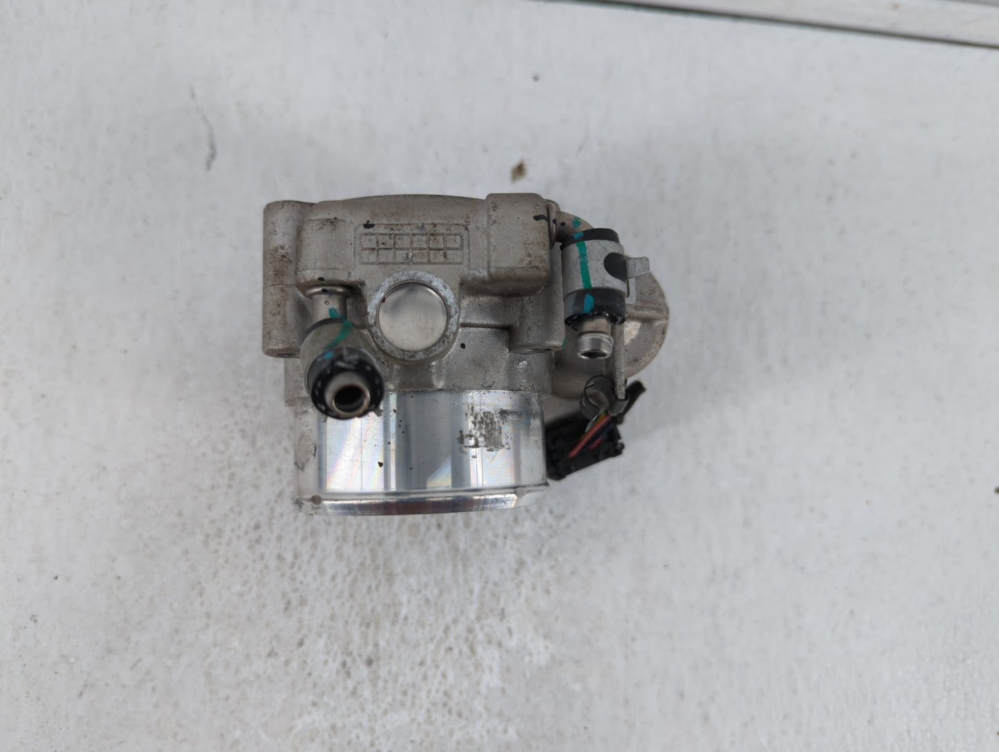 2015-2019 Hyundai Sonata Throttle Body P/N:35100-2G600 Fits Fits 2015 2016 2017 2018 2019 OEM Used Auto Parts - Oemusedautop