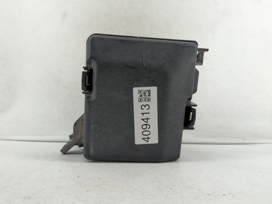 2016-2017 Hyundai Sonata Fusebox Fuse Box Panel Relay Module P/N:91277C2570LC Fits Fits 2016 2017 OEM Used Auto Parts - Oemu