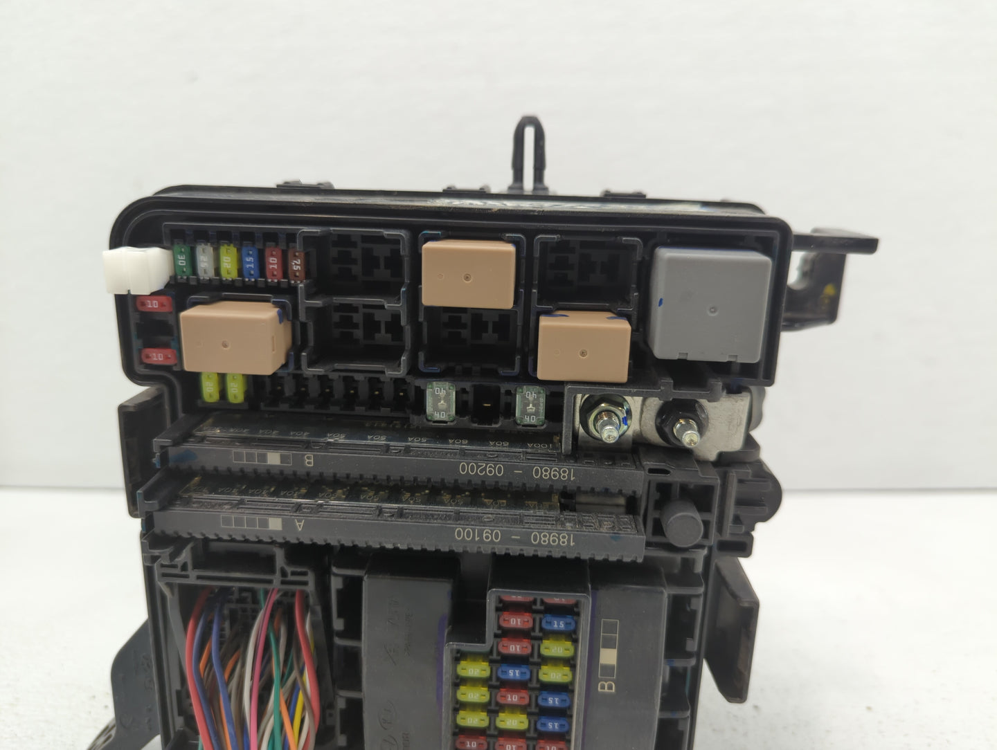 2016-2017 Hyundai Sonata Fusebox Fuse Box Panel Relay Module P/N:91271C2050LB 6423-0102-7, 91277C2570LC Fits Fits 2016 2017 
