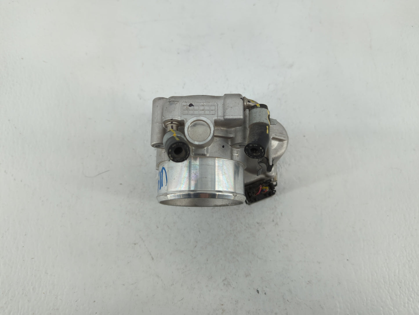 2015-2019 Hyundai Sonata Throttle Body P/N:35100-2G600 Fits Fits 2015 2016 2017 2018 2019 2020 2021 OEM Used Auto Parts - Oe