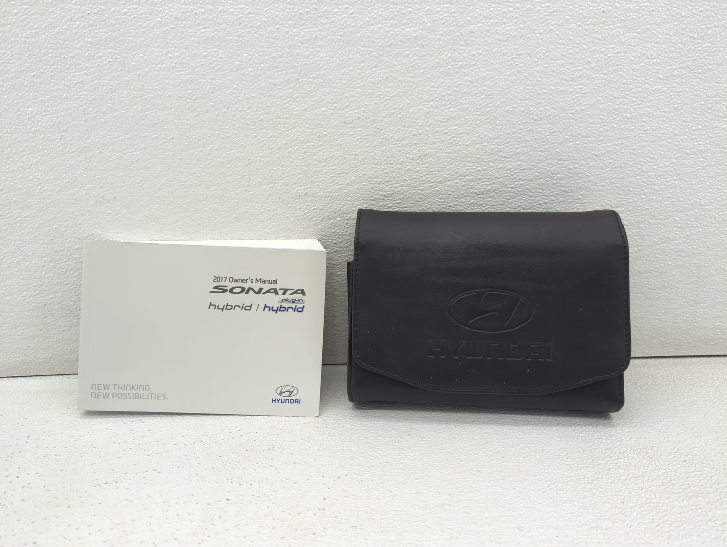 2017 Hyundai Sonata Owners Manual Book Guide OEM Used Auto Parts - Oemusedautoparts1.com