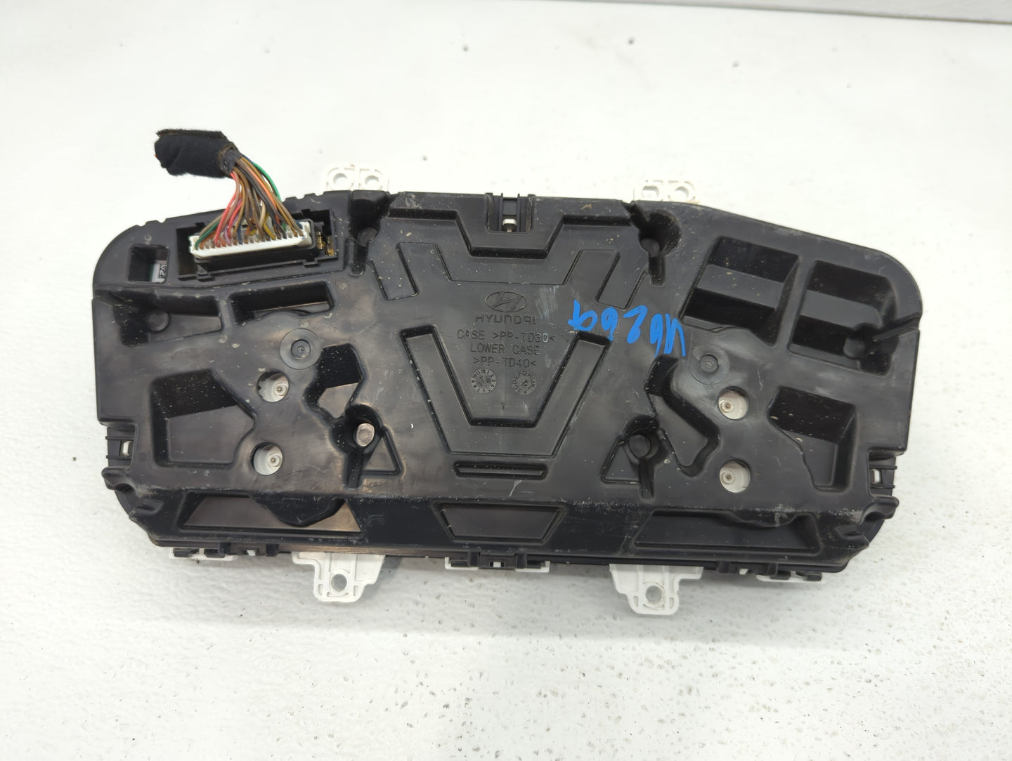 2017 Hyundai Sonata Instrument Cluster Speedometer Gauges P/N:94001-C2201 Fits OEM Used Auto Parts - Oemusedautoparts1.com