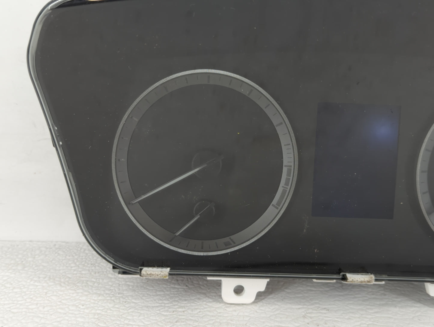 2015-2017 Hyundai Sonata Instrument Cluster Speedometer Gauges P/N:94001-C2201 94011-C2100 Fits Fits 2015 2016 2017 OEM Used
