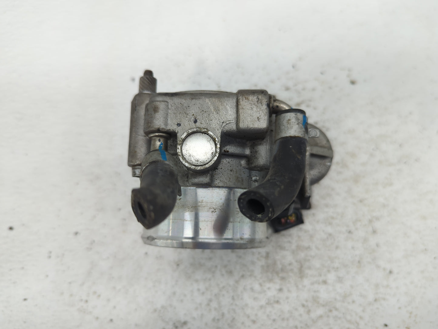 2015-2019 Hyundai Sonata Throttle Body P/N:35100-2G600 Fits Fits 2015 2016 2017 2018 2019 2020 2021 OEM Used Auto Parts - Oe
