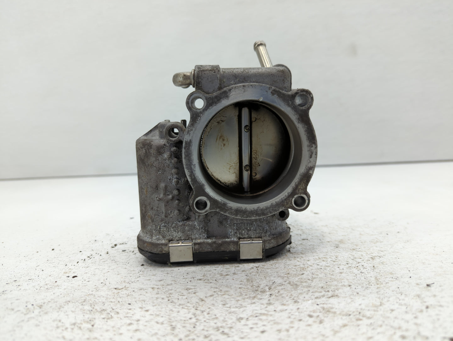 2015-2019 Hyundai Sonata Throttle Body P/N:0 280 750 618 35100-2G600 Fits Fits 2015 2016 2017 2018 2019 2020 2021 OEM Used A