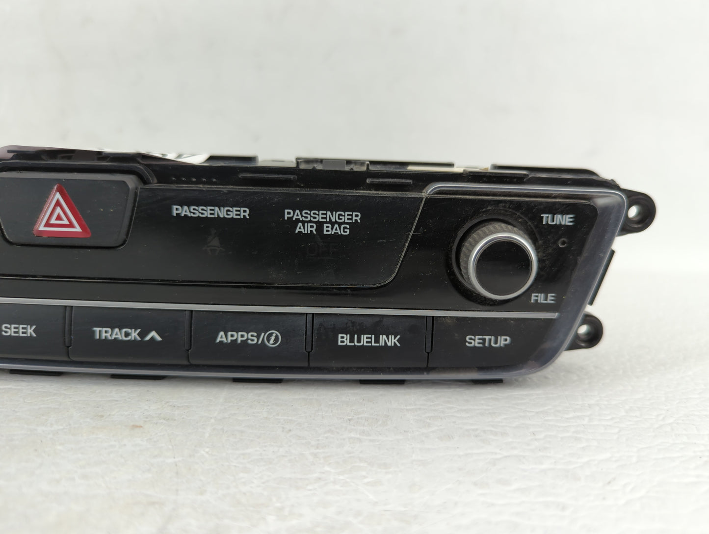 2015-2017 Hyundai Sonata Information Display Screen - Oemusedautoparts1.com