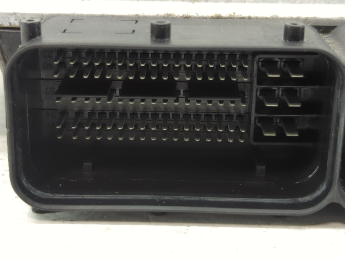 2015-2017 Hyundai Sonata PCM Engine Control Computer ECU ECM PCU OEM P/N:39101-2GGL3 39111-2GGL3 Fits Fits 2015 2016 2017 OE