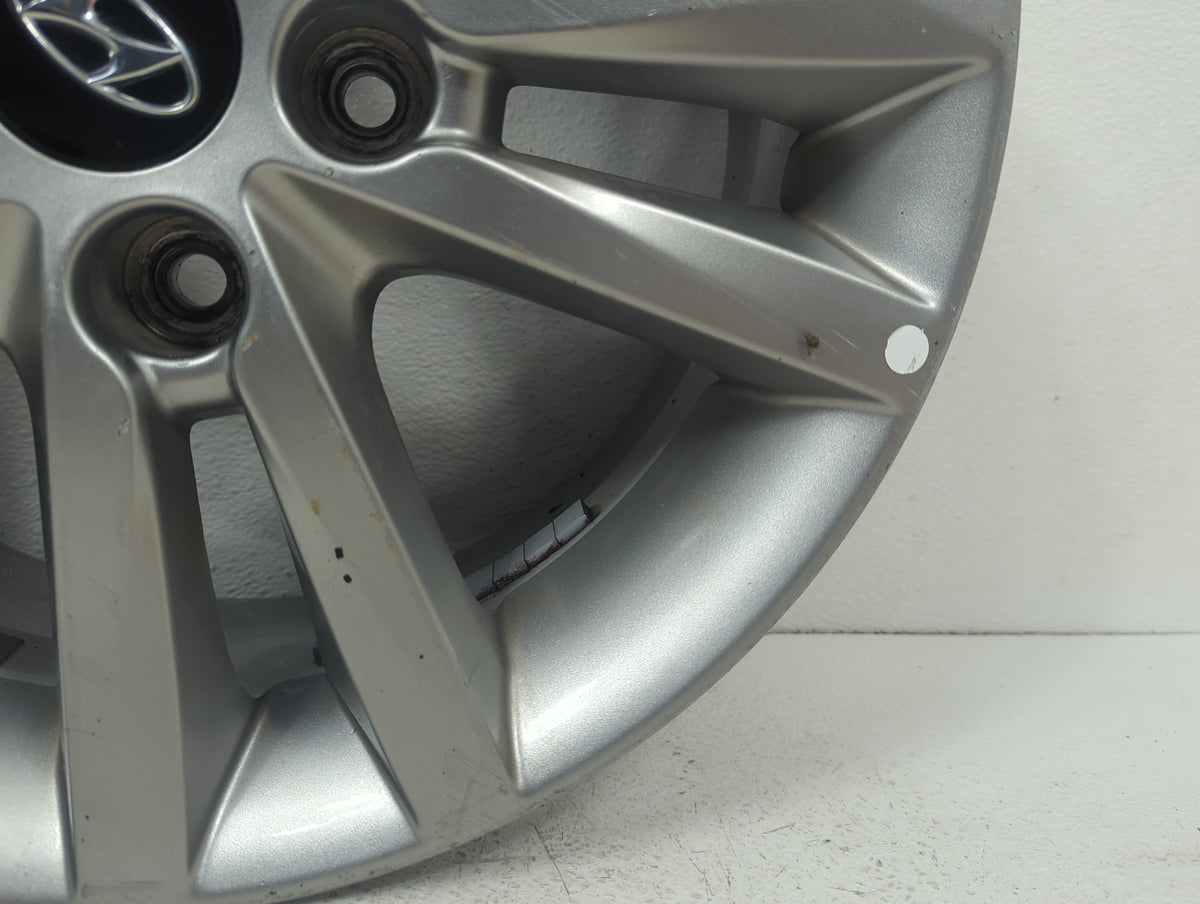 2017 Hyundai Sonata Oem Wheel Rim 5039197 - Oemusedautoparts1.com
