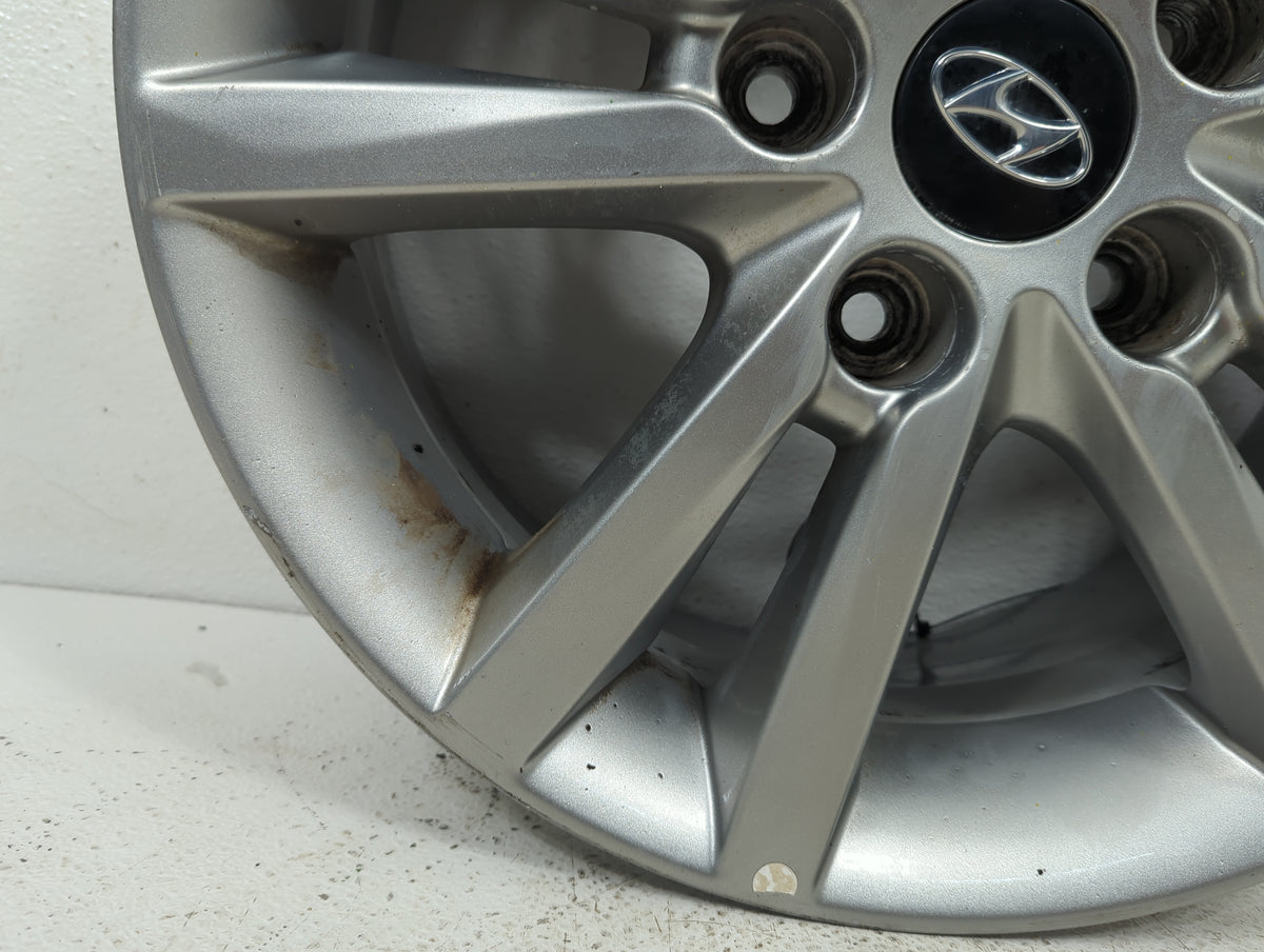 2017 Hyundai Sonata Oem Wheel Rim 5039199 - Oemusedautoparts1.com