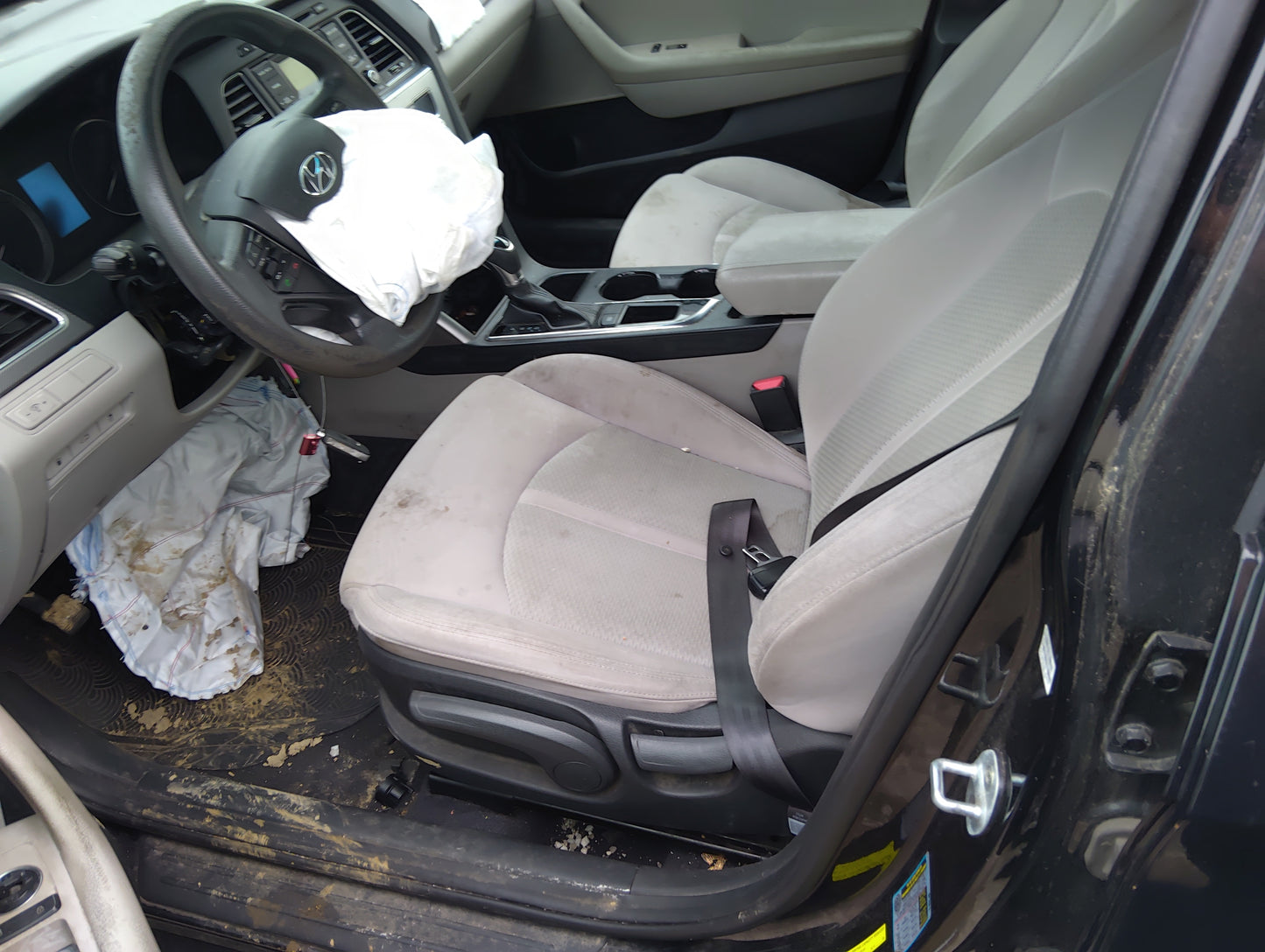 2015-2017 Hyundai Sonata Driver Front Seat Oem 5039219 - Oemusedautoparts1.com