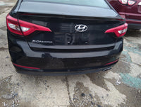2015-2017 Hyundai Sonata Rear Bumper Assembly Oem 5039220 - Oemusedautoparts1.com