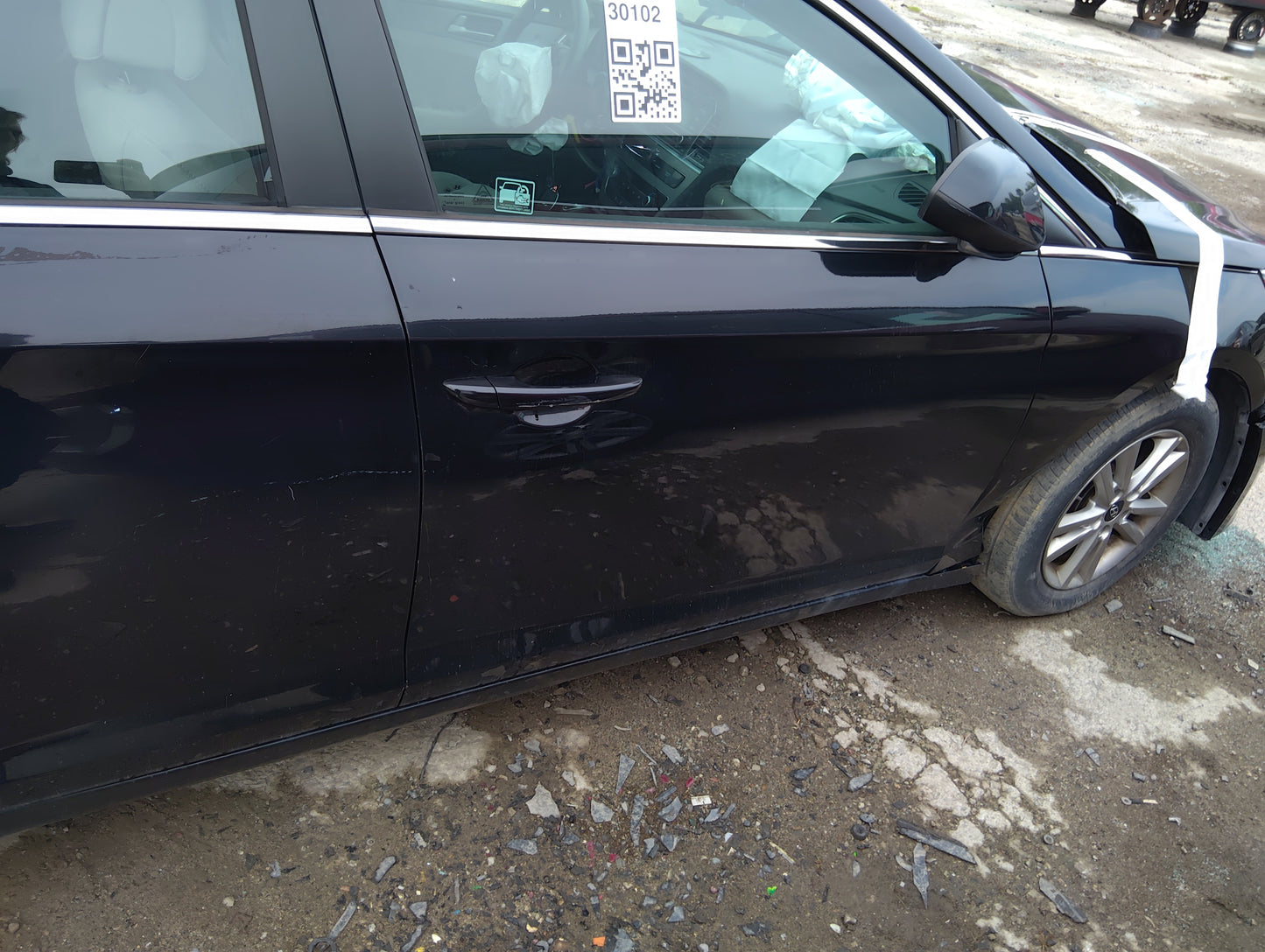 2015-2019 Hyundai Sonata Passenger Front Door Oem 5039222 - Oemusedautoparts1.com