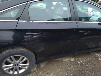 compare product 2015-2017 Hyundai Sonata Passenger Rear Door Oem 5039252