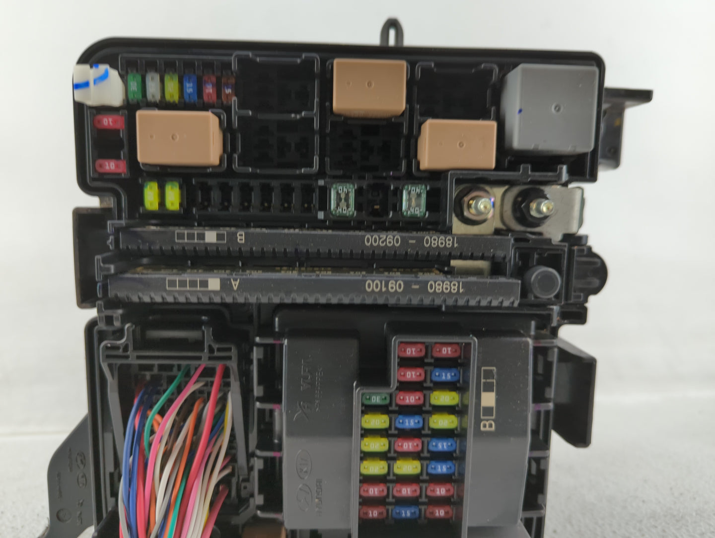 2016-2017 Hyundai Sonata Fusebox Fuse Box Panel Relay Module P/N:6423-0102-7 Fits Fits 2016 2017 OEM Used Auto Parts - Oemus