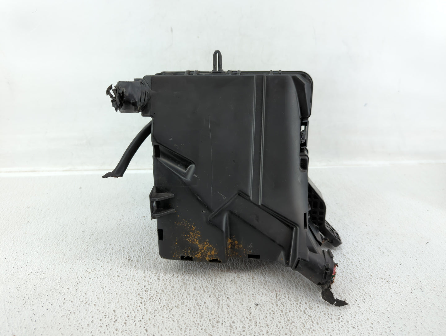 2016-2017 Hyundai Sonata Fusebox Fuse Box Panel Relay Module P/N:6423-0102-7 Fits Fits 2016 2017 OEM Used Auto Parts - Oemus