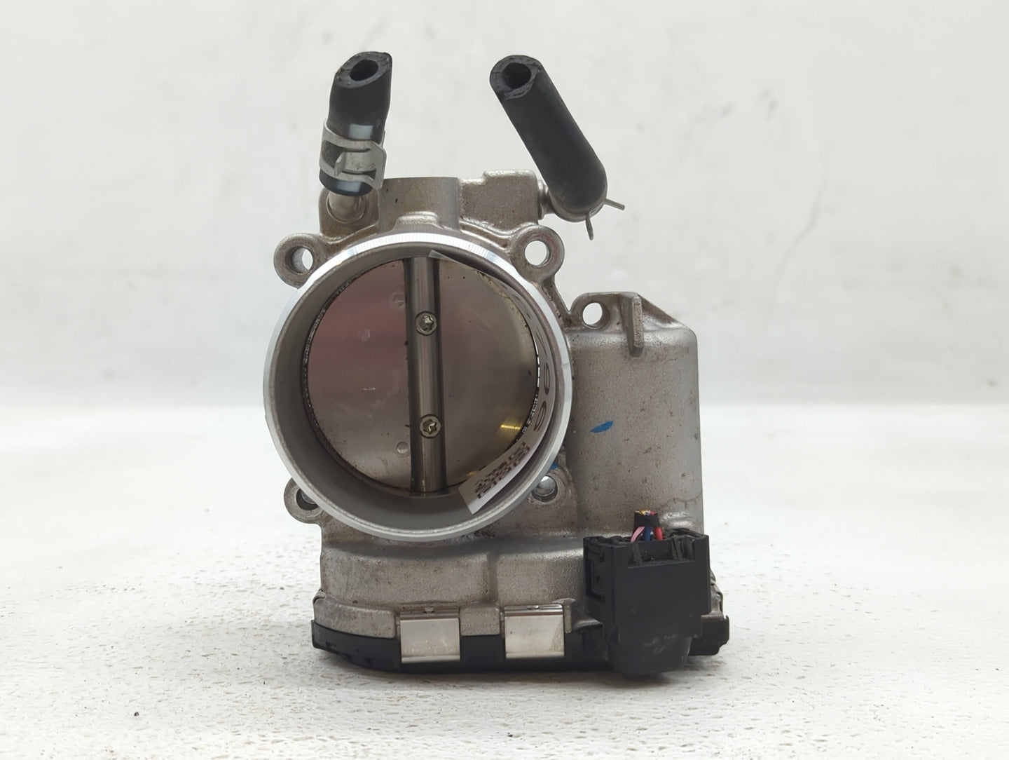 2015-2019 Hyundai Sonata Throttle Body P/N:35100-2G600 Fits Fits 2015 2016 2017 2018 2019 2020 2021 OEM Used Auto Parts - Oe