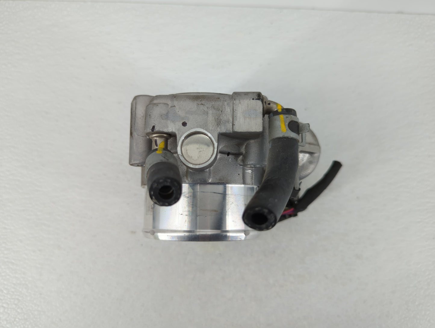 2015-2019 Hyundai Sonata Throttle Body P/N:35100-2G600 Fits Fits 2015 2016 2017 2018 2019 2020 2021 OEM Used Auto Parts - Oe