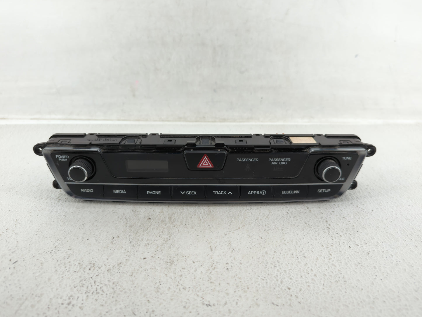 2015-2017 Hyundai Sonata Information Display Screen - Oemusedautoparts1.com
