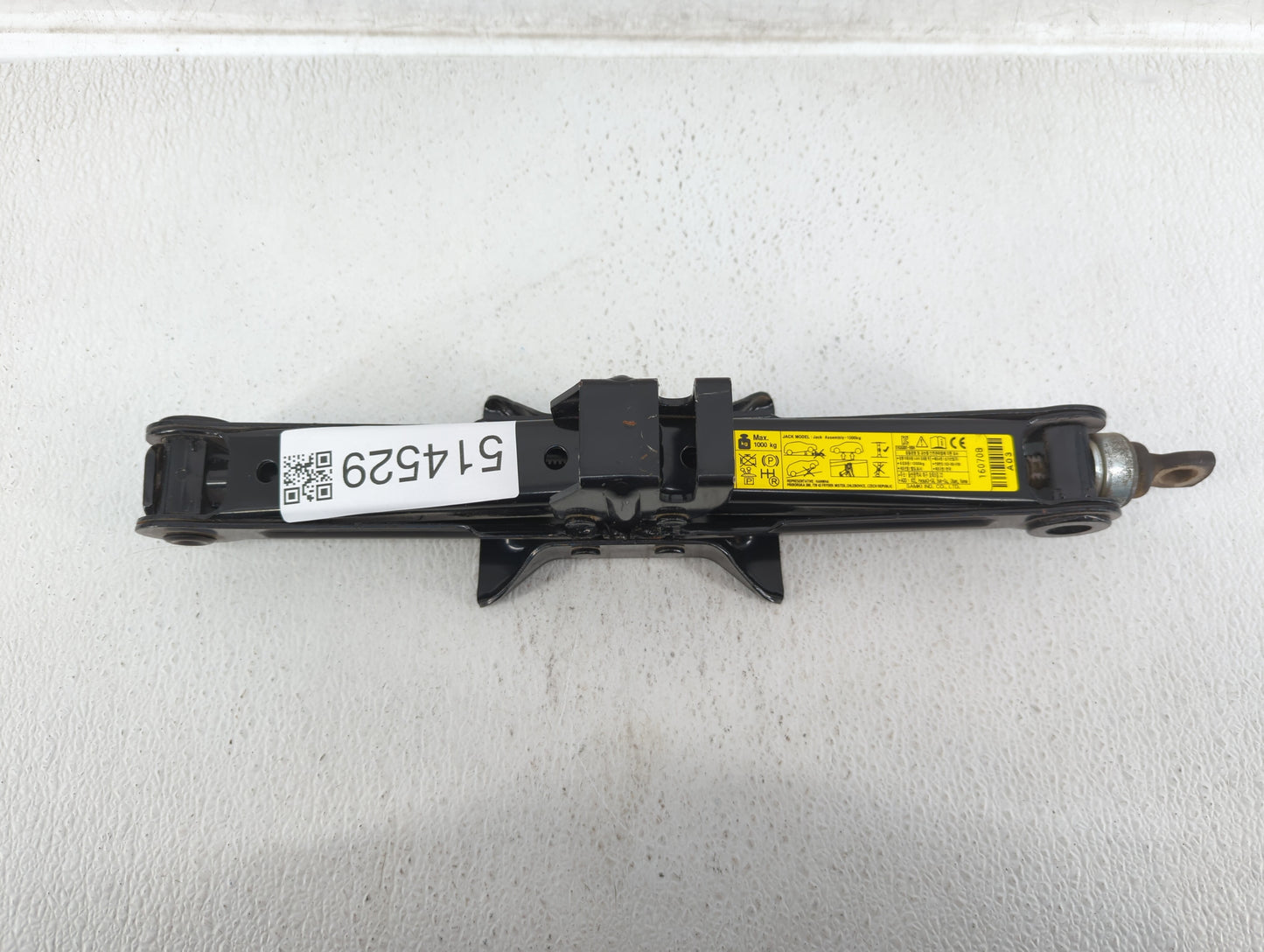 2017 Hyundai Sonata Spare Scissor Car Jack - Oemusedautoparts1.com