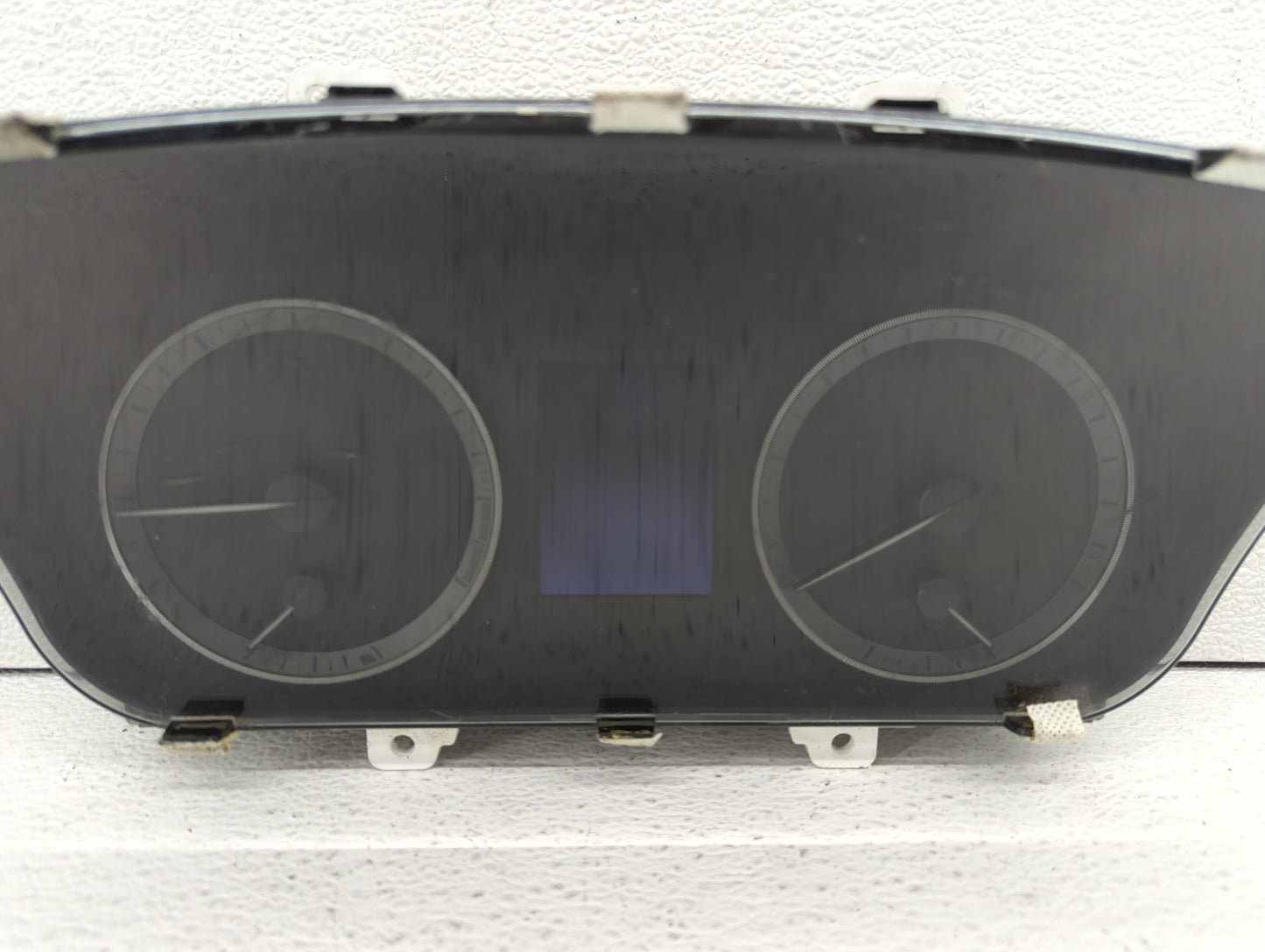 2016-2017 Hyundai Sonata Instrument Cluster Speedometer Gauges P/N:94001-C2201 Fits Fits 2016 2017 OEM Used Auto Parts - Oem