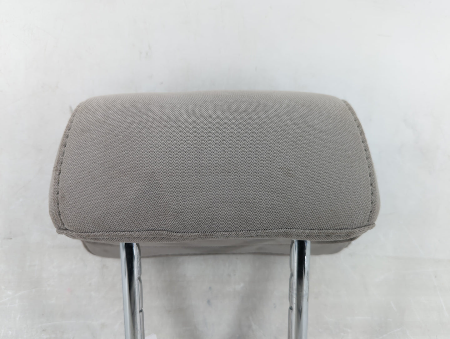 2015-2017 Hyundai Sonata Headrest Head Rest Front Driver Passenger Seat Fits Fits 2015 2016 2017 OEM Used Auto Parts - Oemus