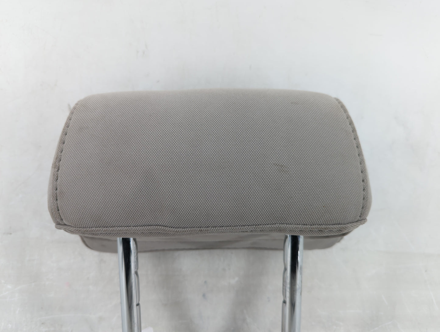 2015-2017 Hyundai Sonata Headrest Head Rest Front Driver Passenger Seat Fits Fits 2015 2016 2017 OEM Used Auto Parts - Oemus