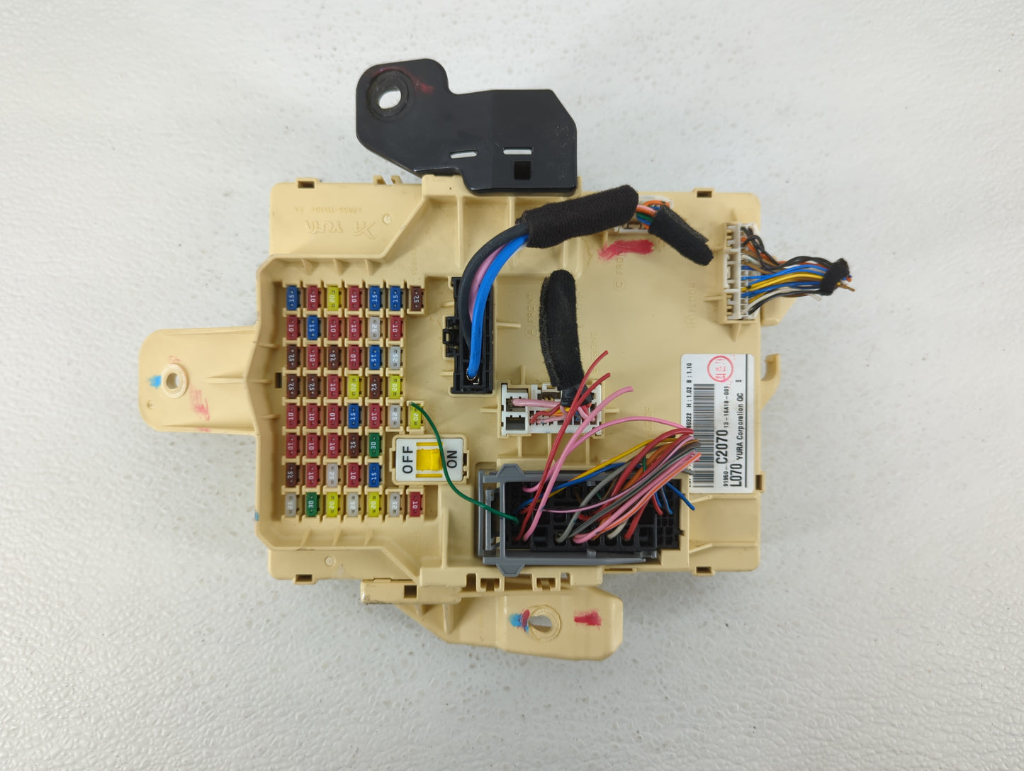 2017 Hyundai Sonata Fusebox Fuse Box Panel Relay Module P/N:91950-C2070 91950-3S051, 91950-3S740, 91950-3S062, VS9120030212M