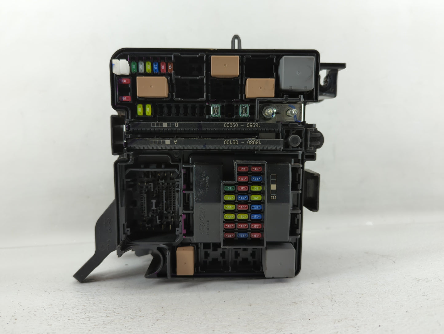 2016-2017 Hyundai Sonata Fusebox Fuse Box Panel Relay Module Fits Fits 2016 2017 OEM Used Auto Parts - Oemusedautoparts1.com