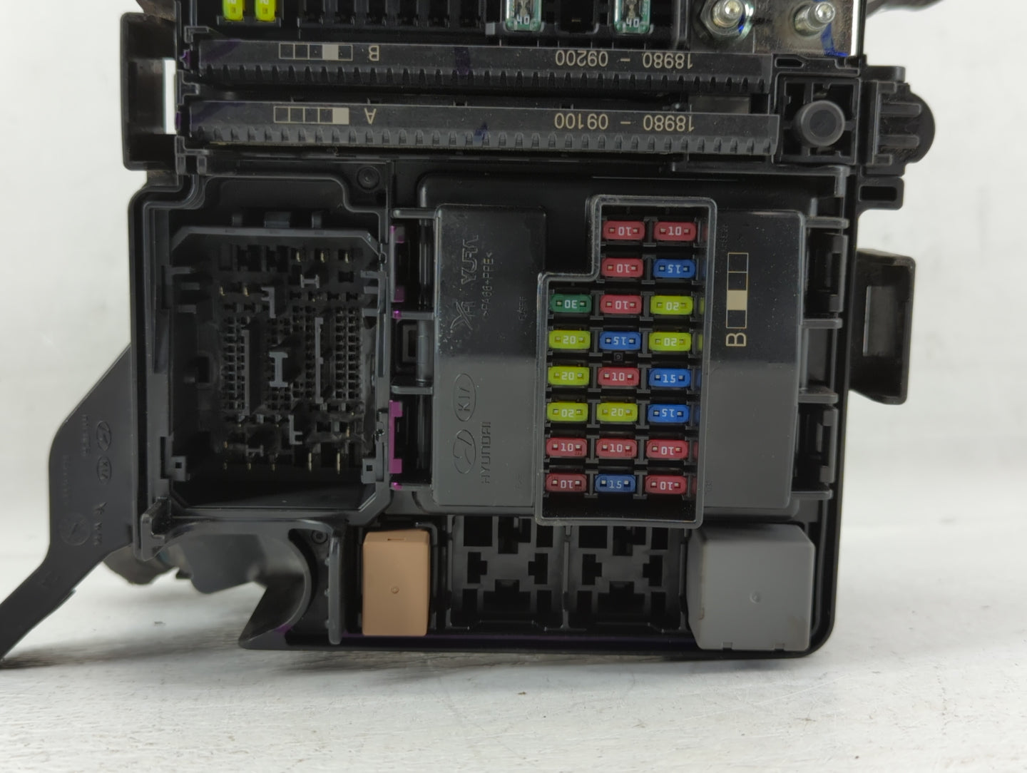 2016-2017 Hyundai Sonata Fusebox Fuse Box Panel Relay Module Fits Fits 2016 2017 OEM Used Auto Parts - Oemusedautoparts1.com