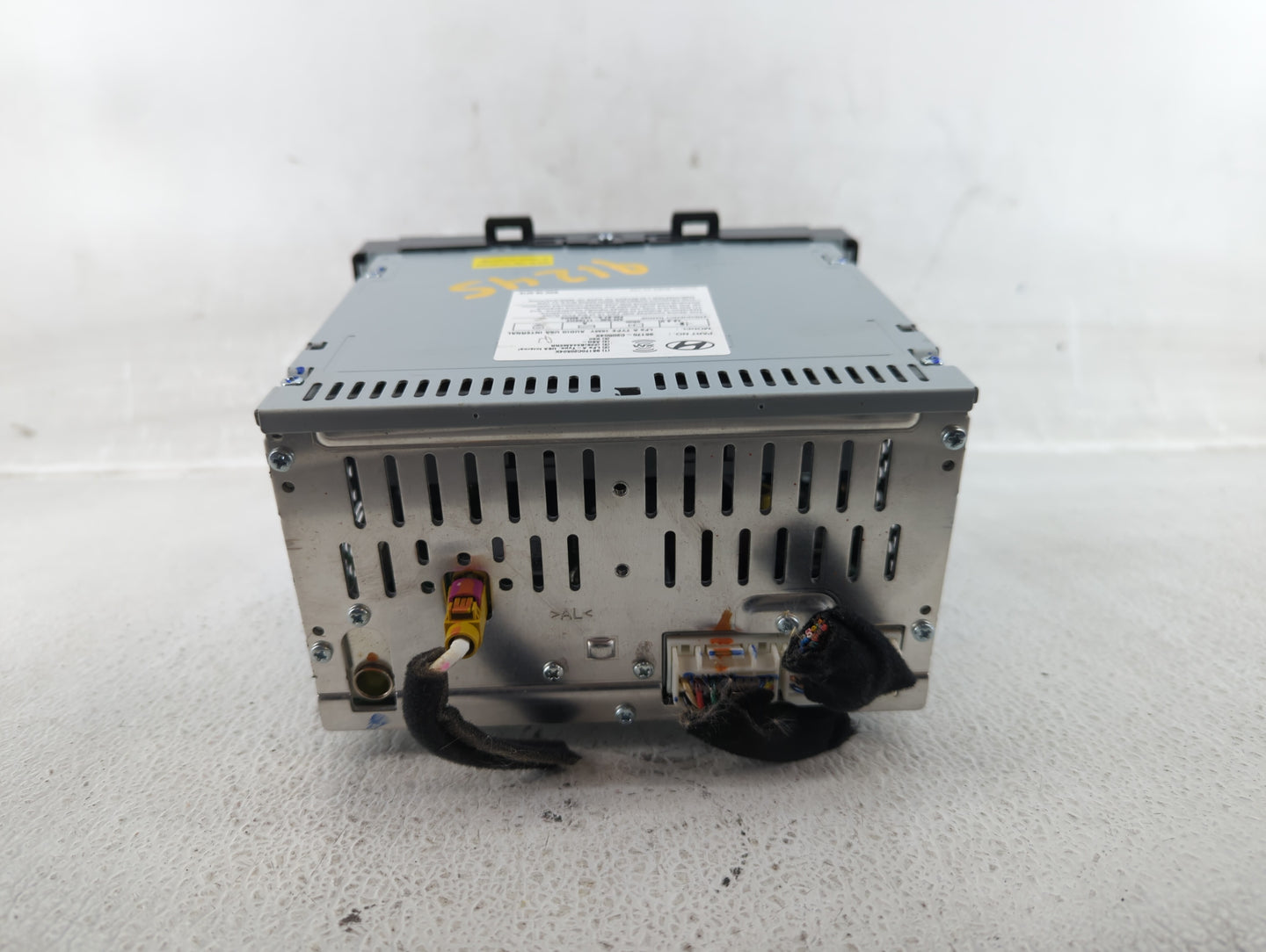 2016-2017 Hyundai Sonata Am Fm Cd Player Radio Receiver - Oemusedautoparts1.com