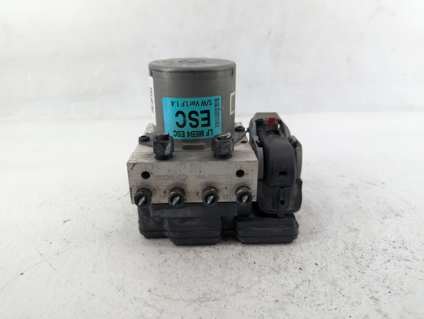 2015-2017 Hyundai Sonata ABS Pump Control Module Replacement P/N:58920-C2201 61589-45100 Fits Fits 2015 2016 2017 OEM Used A