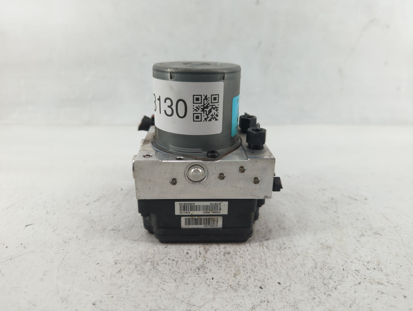 2015-2017 Hyundai Sonata ABS Pump Control Module Replacement P/N:58920-C2201 61589-45100 Fits Fits 2015 2016 2017 OEM Used A