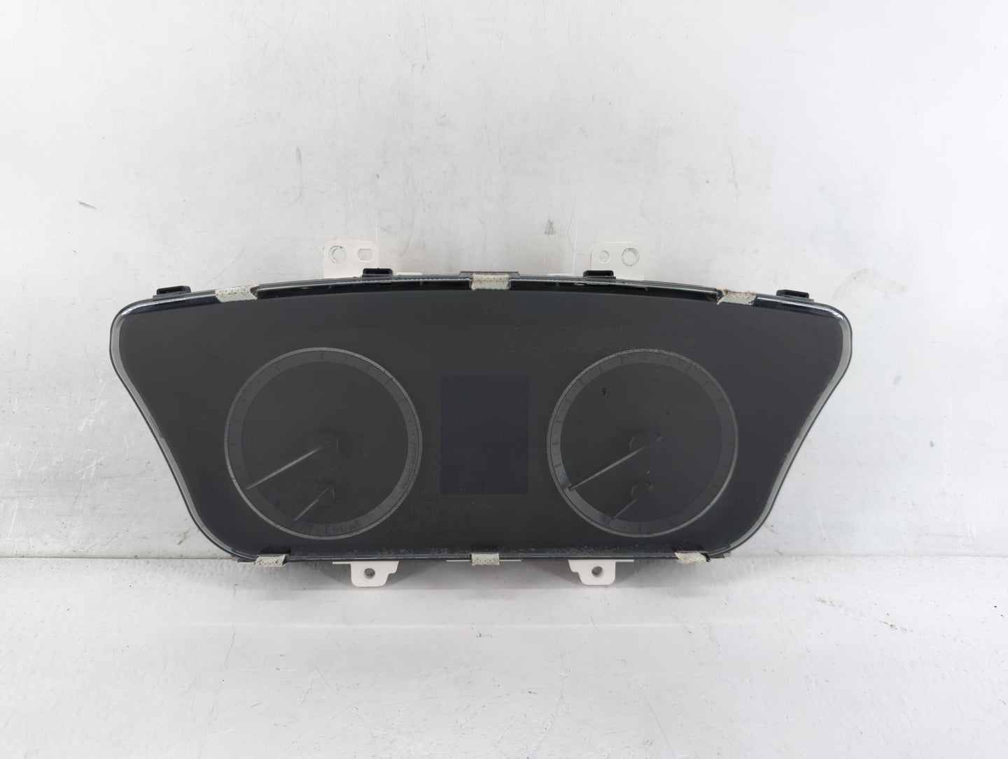 2016-2017 Hyundai Sonata Instrument Cluster Speedometer Gauges P/N:94001-C2201 Fits Fits 2016 2017 OEM Used Auto Parts - Oem