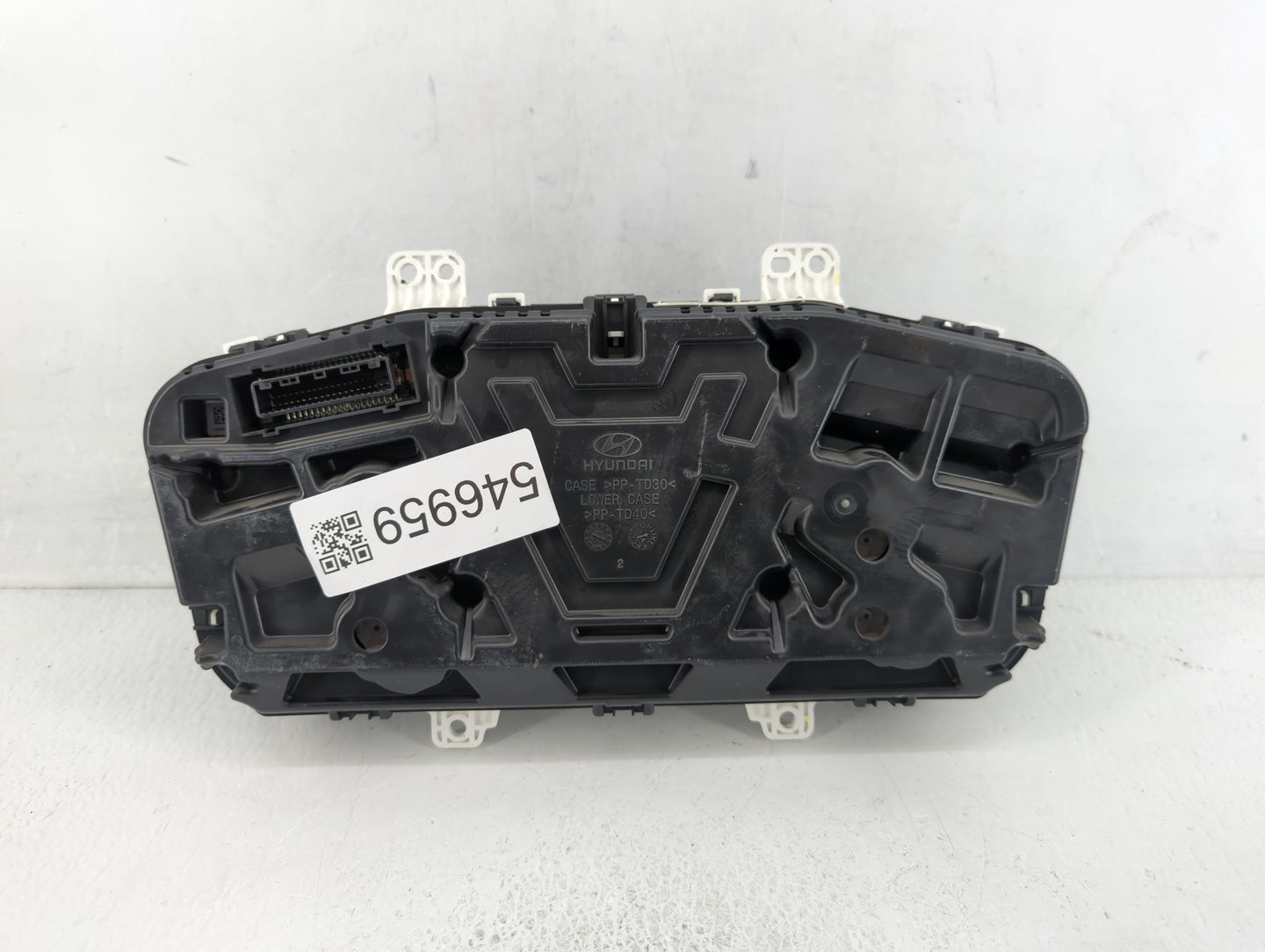 2016-2017 Hyundai Sonata Instrument Cluster Speedometer Gauges P/N:94001-C2201 Fits Fits 2016 2017 OEM Used Auto Parts - Oem