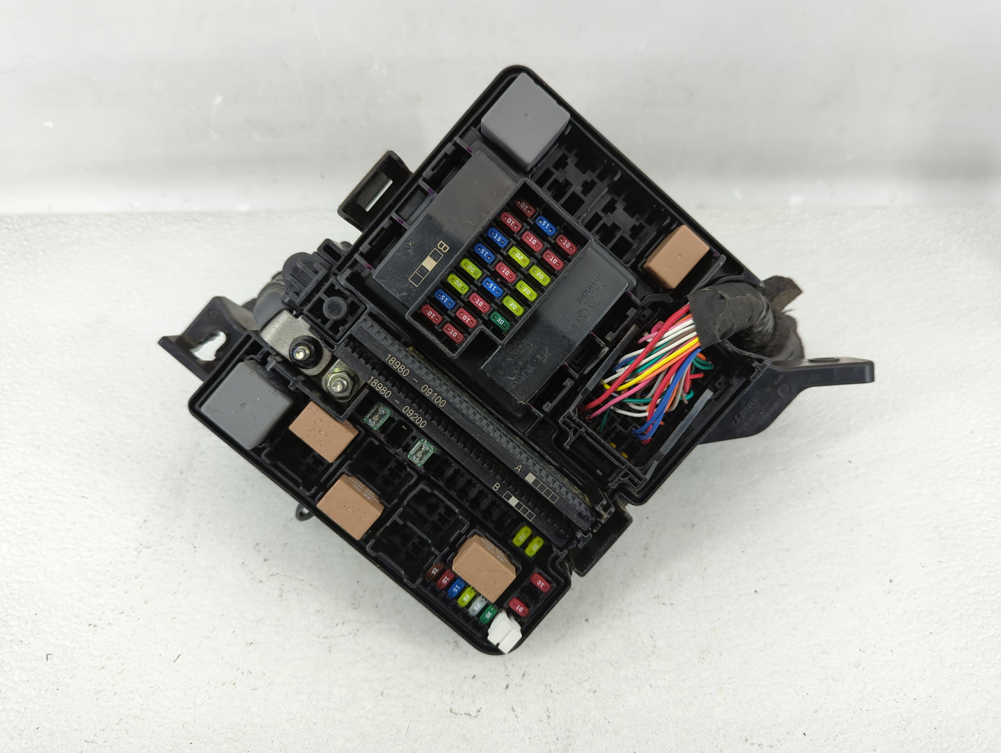 2016-2017 Hyundai Sonata Fusebox Fuse Box Panel Relay Module P/N:91950-C1820 Fits Fits 2016 2017 OEM Used Auto Parts - Oemus
