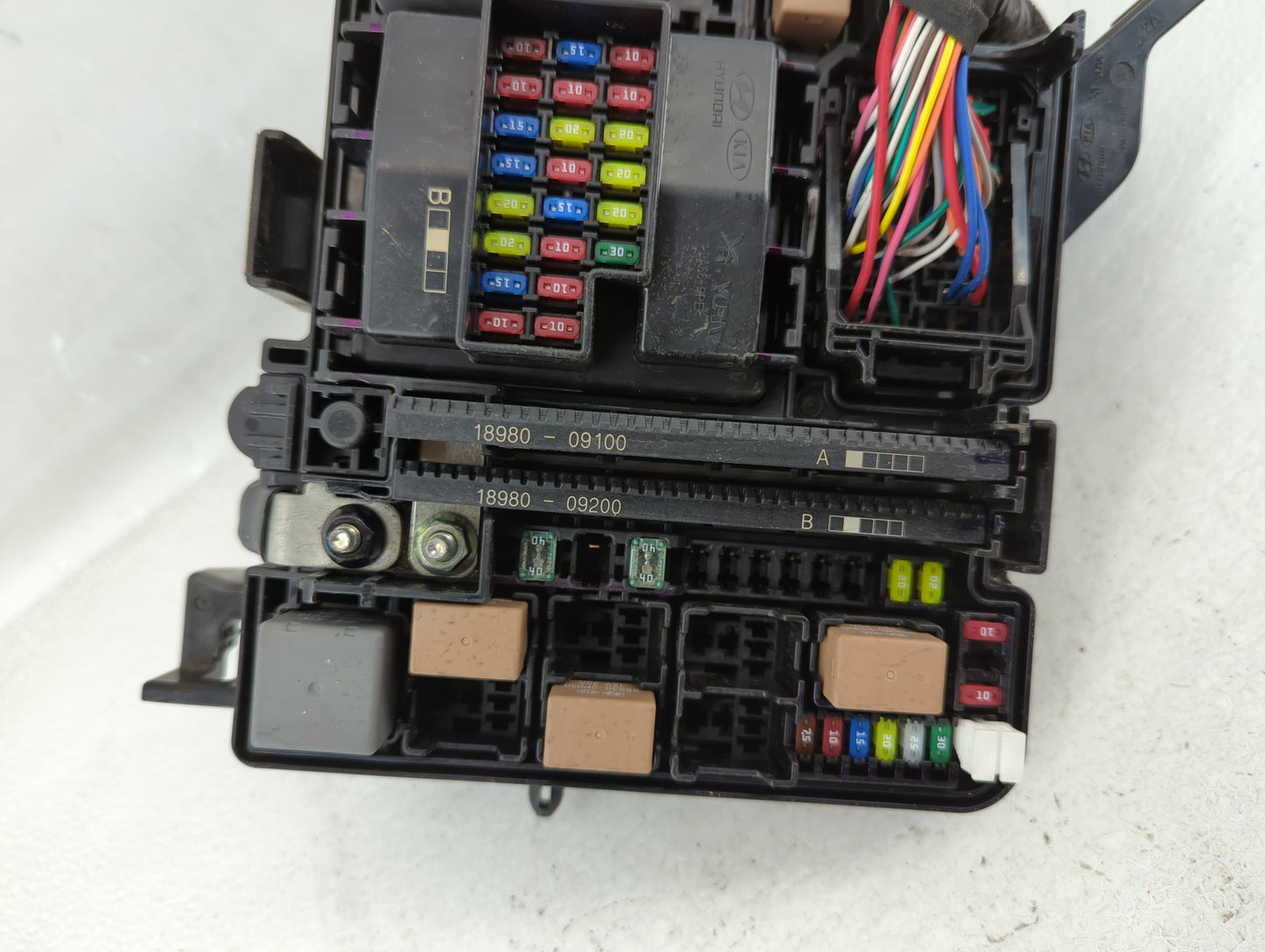 2016-2017 Hyundai Sonata Fusebox Fuse Box Panel Relay Module P/N:91950-C1820 Fits Fits 2016 2017 OEM Used Auto Parts - Oemus