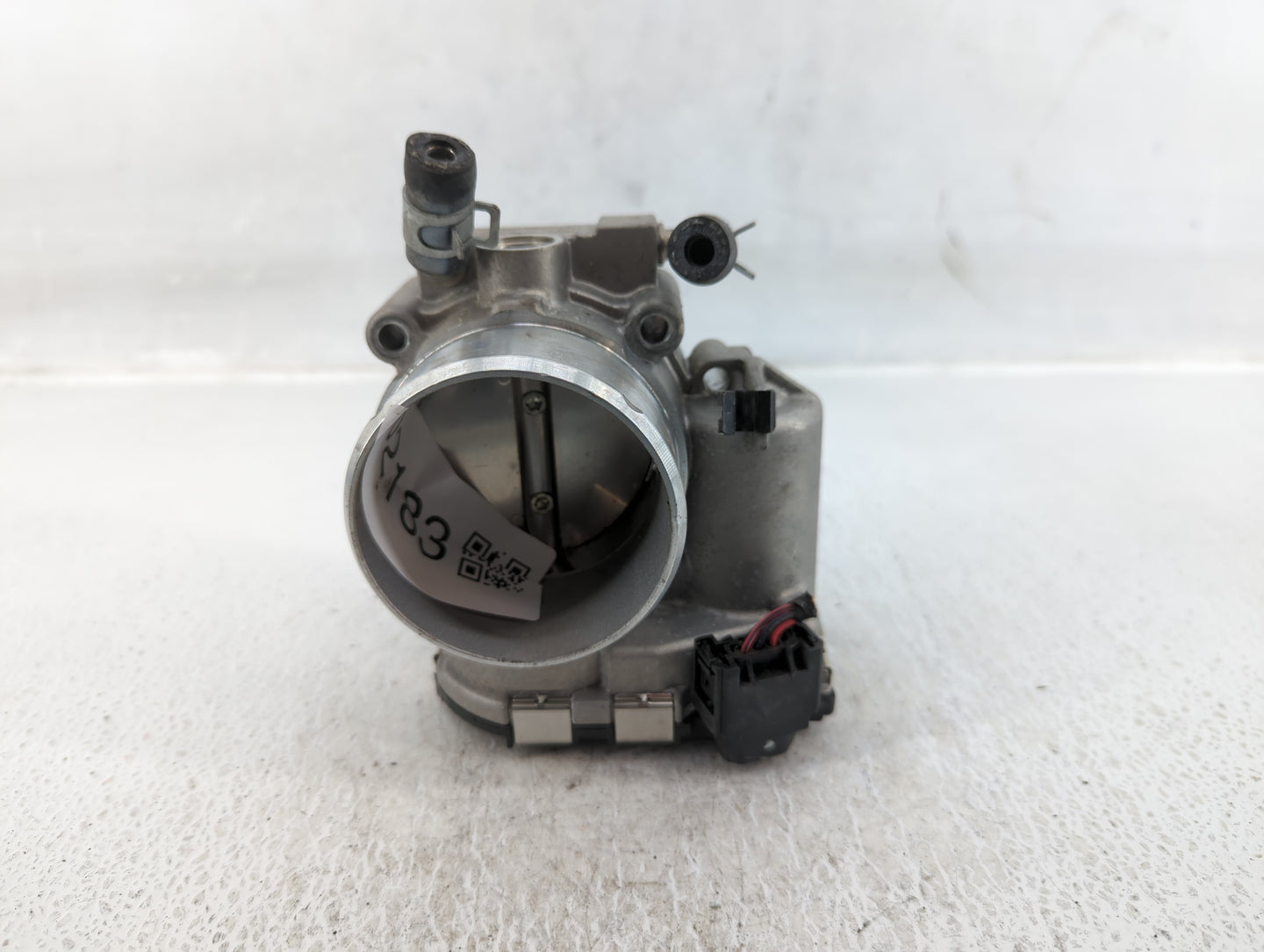2015-2019 Hyundai Sonata Throttle Body P/N:35100-2G600 Fits Fits 2015 2016 2017 2018 2019 2020 2021 OEM Used Auto Parts - Oe
