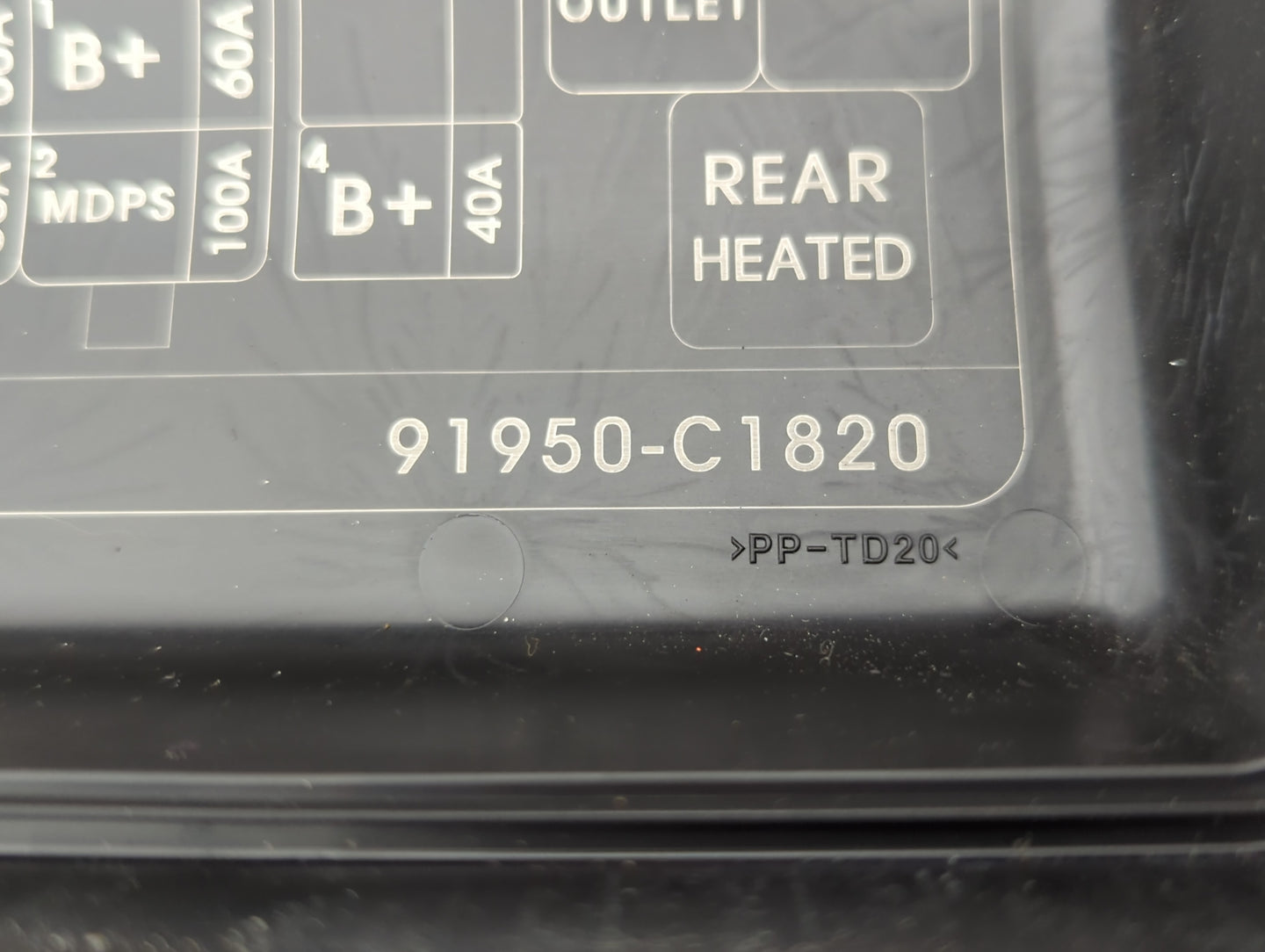 2016-2017 Hyundai Sonata Fusebox Fuse Box Panel Relay Module P/N:91950-C1820 Fits Fits 2016 2017 OEM Used Auto Parts - Oemus
