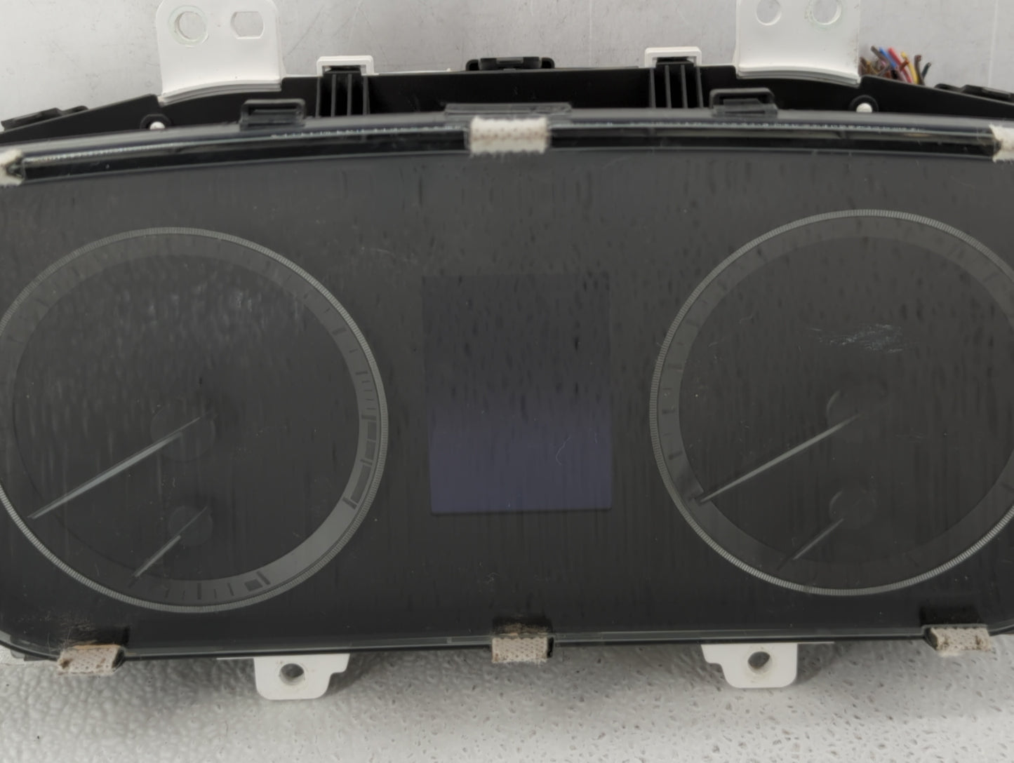 2016-2017 Hyundai Sonata Instrument Cluster Speedometer Gauges P/N:94001-C2201 Fits Fits 2016 2017 OEM Used Auto Parts - Oem