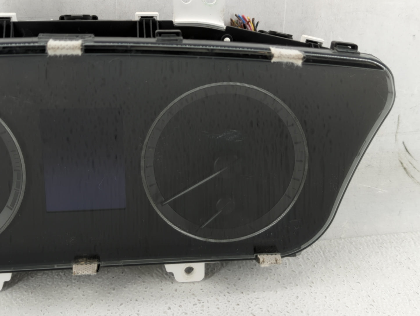 2016-2017 Hyundai Sonata Instrument Cluster Speedometer Gauges P/N:94001-C2201 Fits Fits 2016 2017 OEM Used Auto Parts - Oem