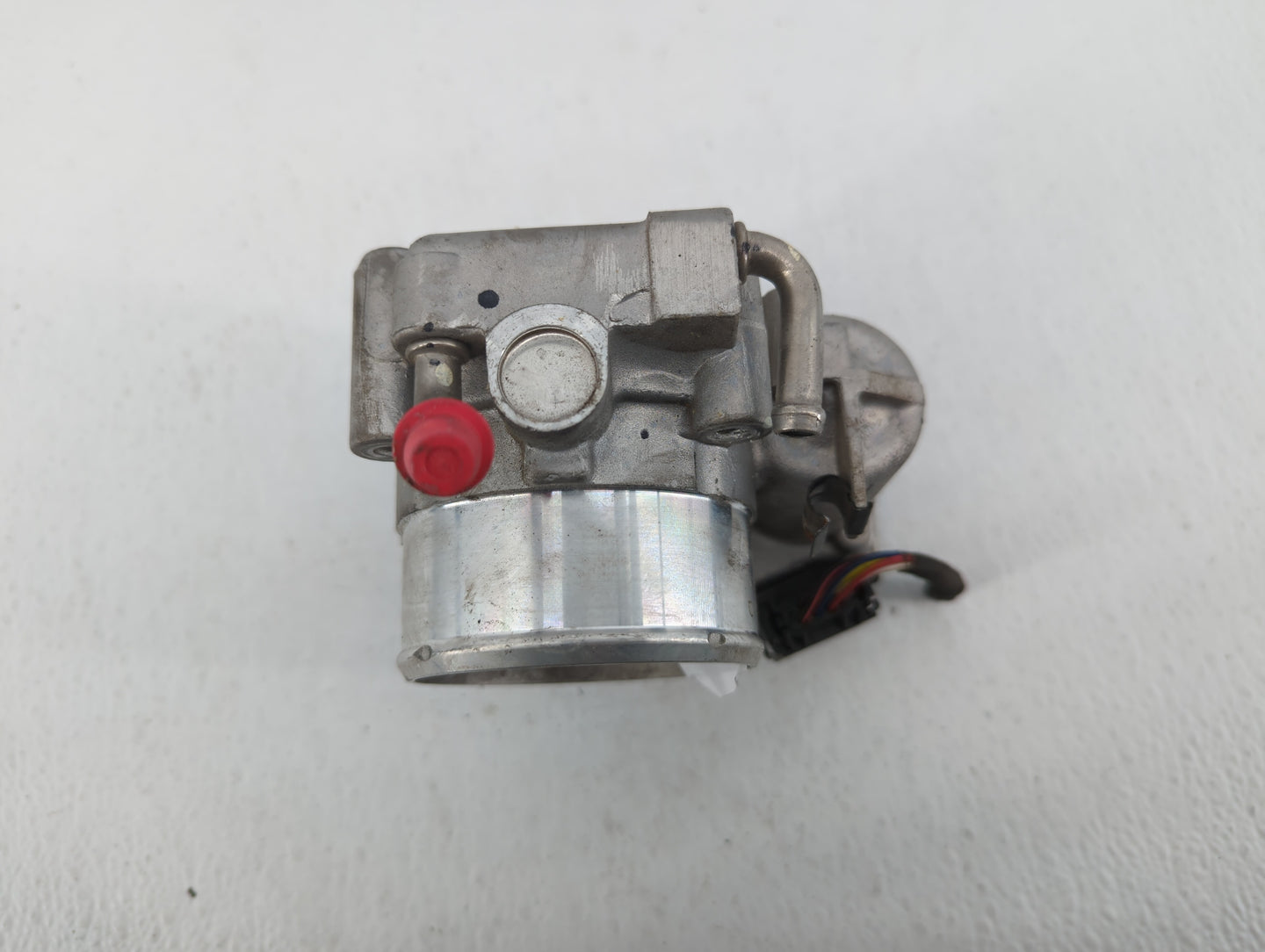 2015-2019 Hyundai Sonata Throttle Body P/N:35100-2G600 Fits Fits 2015 2016 2017 2018 2019 2020 2021 OEM Used Auto Parts - Oe