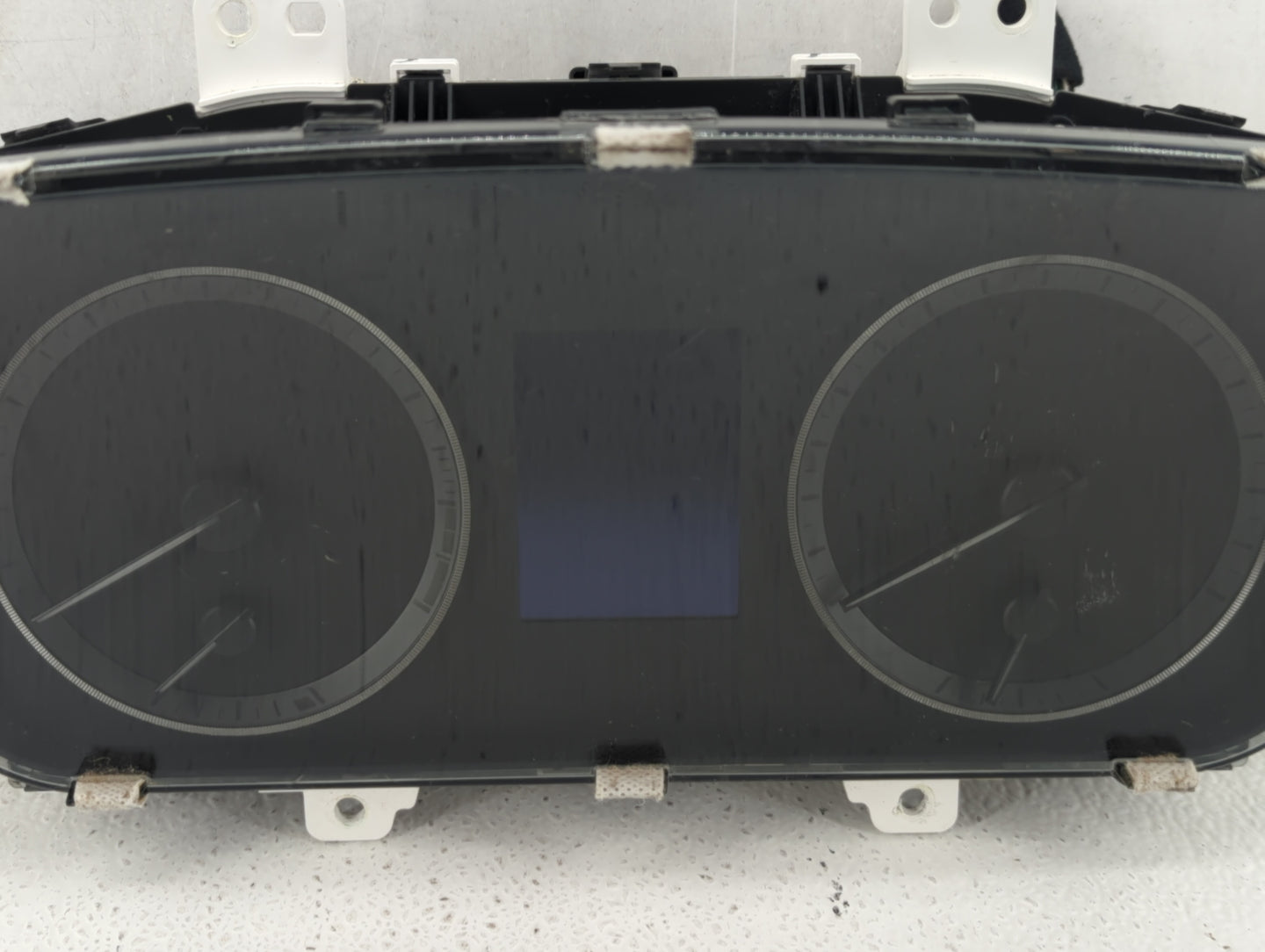 2016-2017 Hyundai Sonata Instrument Cluster Speedometer Gauges P/N:94001-C2201 Fits Fits 2016 2017 OEM Used Auto Parts - Oem