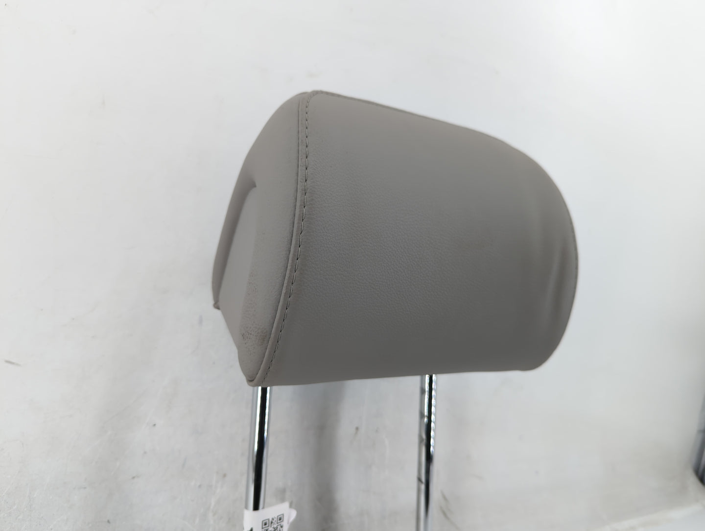 2017 Hyundai Sonata Headrest Head Rest Front Driver Passenger Seat Fits OEM Used Auto Parts - Oemusedautoparts1.com