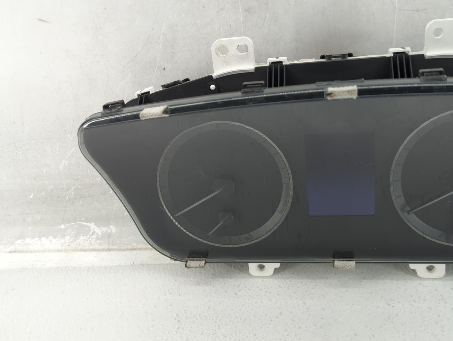 2016-2017 Hyundai Sonata Instrument Cluster Speedometer Gauges P/N:94001-C2201 Fits Fits 2016 2017 OEM Used Auto Parts - Oem