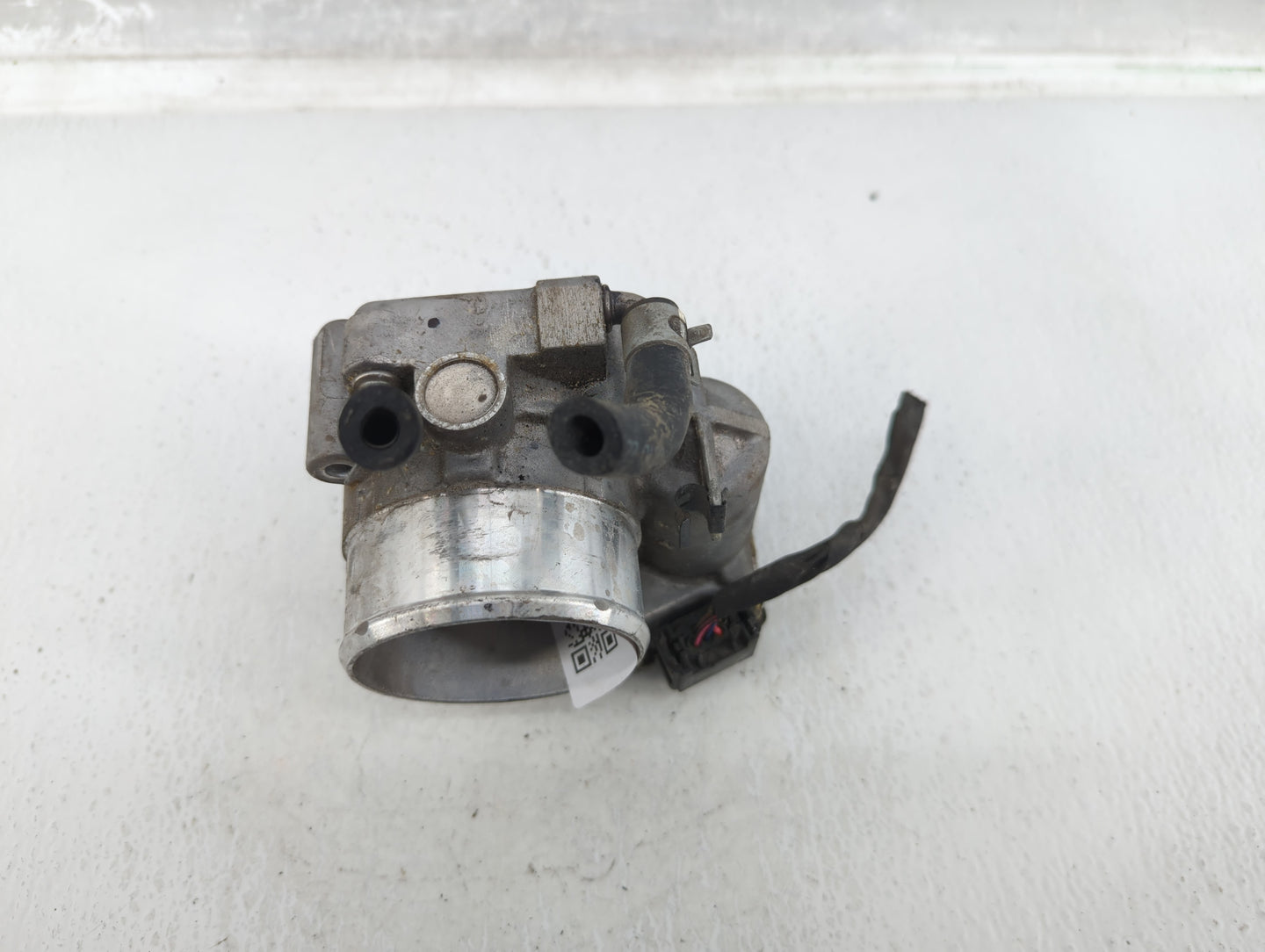 2015-2019 Hyundai Sonata Throttle Body P/N:35100-2G600 Fits Fits 2015 2016 2017 2018 2019 2020 2021 OEM Used Auto Parts - Oe
