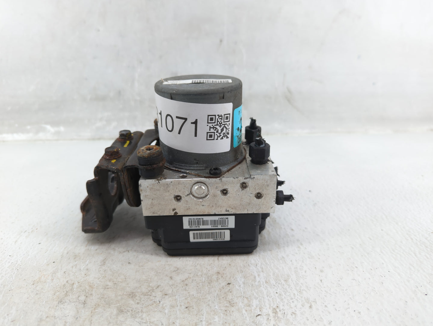 2015-2017 Hyundai Sonata ABS Pump Control Module Replacement P/N:61589-45100 Fits Fits 2015 2016 2017 OEM Used Auto Parts - 