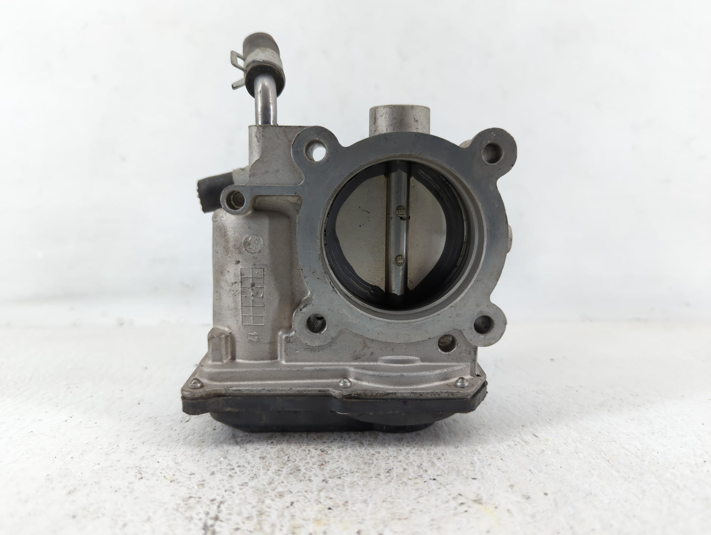 2016-2017 Hyundai Sonata Throttle Body P/N:35100-2E610 Fits Fits 2016 2017 2018 2019 2020 OEM Used Auto Parts - Oemusedautop