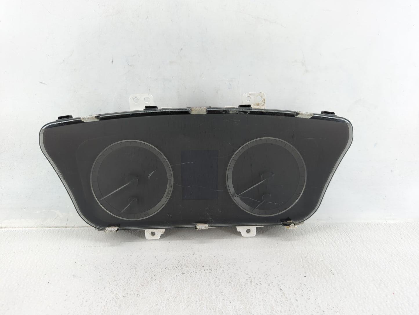 2016-2017 Hyundai Sonata Instrument Cluster Speedometer Gauges P/N:94001-C2201 Fits Fits 2016 2017 OEM Used Auto Parts - Oem