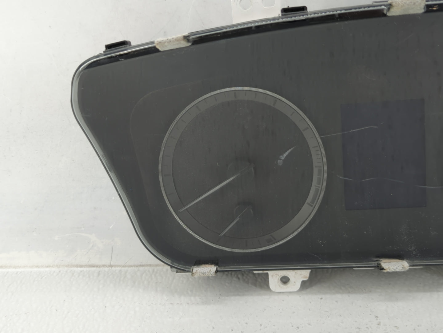2016-2017 Hyundai Sonata Instrument Cluster Speedometer Gauges P/N:94001-C2201 Fits Fits 2016 2017 OEM Used Auto Parts - Oem